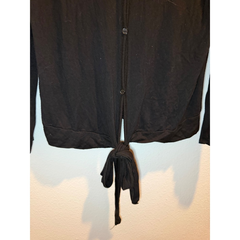 Free Kisses Black Lace Yoke Long Sleeve Button Back Tie Hem Top XL